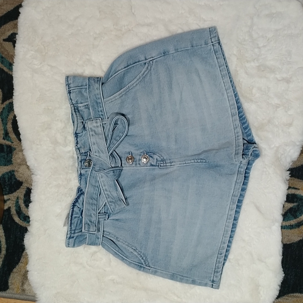 American eagle mom short light wash high rise jean shorts sz 4
